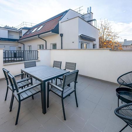 Lovag 12 Terrace Designer Home Budapeste Exterior foto